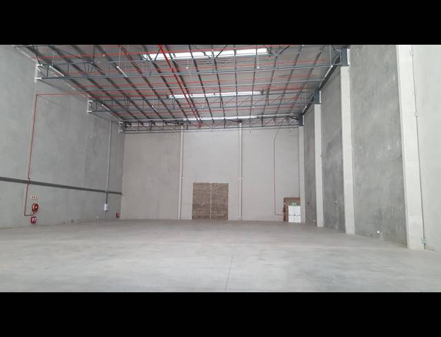 1,436M² WAREHOUSE TO LET IN BRACKENFELL CENTRAL